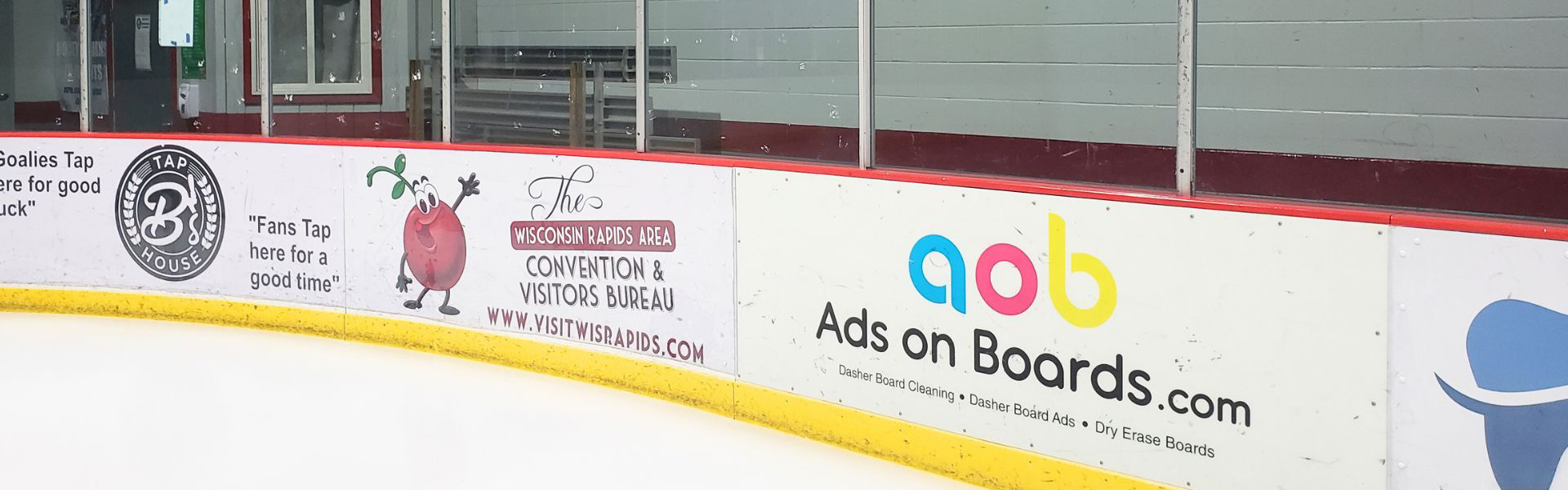 Hockey rink advertising